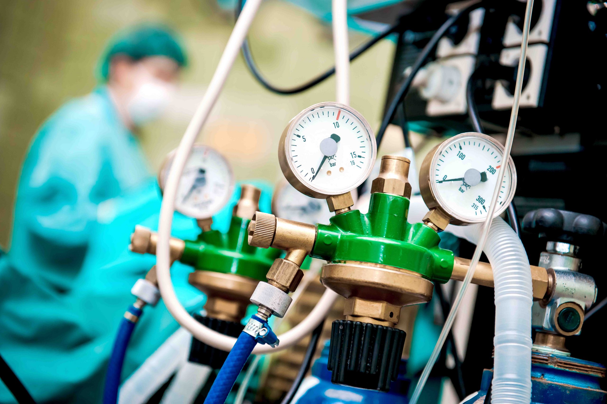 Meeting Critical Healthcare Needs with Oxygen Cylinder Filling Compressors